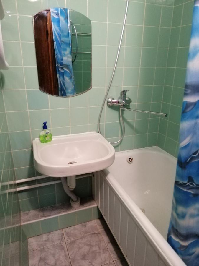Патриарха Скрипника 7,Жд Вокзал, Ультрамарин Apartment Kiev Bagian luar foto